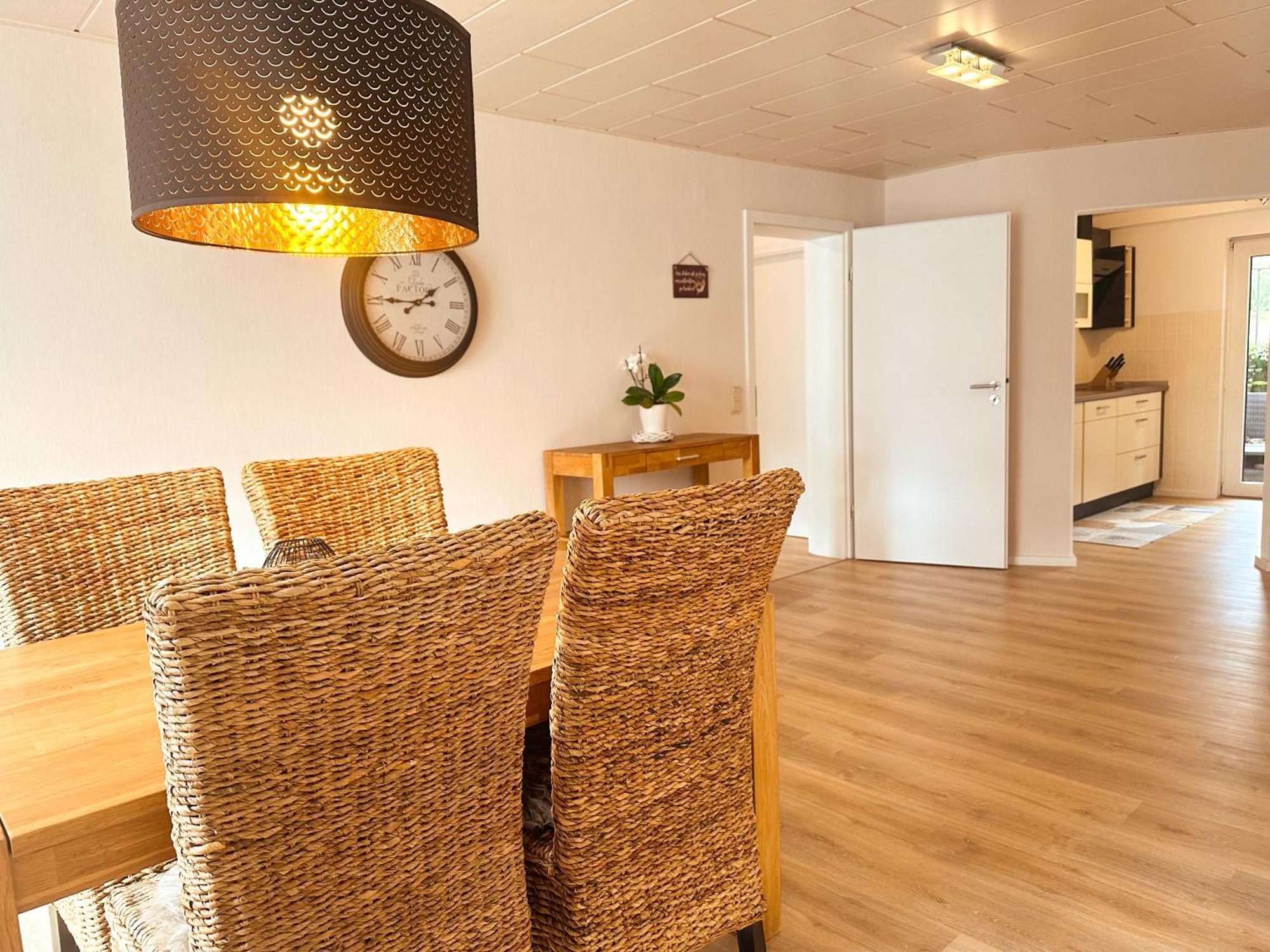 Gemuetliche Ferienwohnung In Der Eifel - Naehe Mosel Bausendorf Экстерьер фото